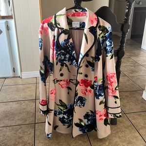 Selling this beautiful coat (Ellie)